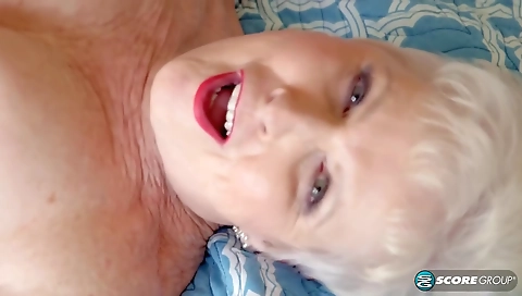 Jewel Sucks and Fucks