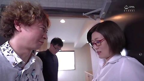 Hot Japonese Mature 636