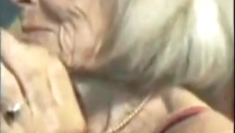 Granny Molly - 90yo gentle gangbang casting