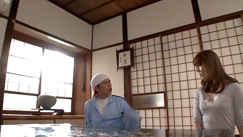 Reiko Sawamura hot mature Asian chick enjoys bondage