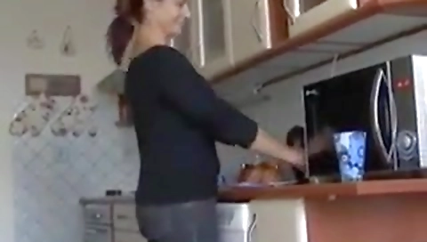 Strapped for cash mature sell pussy to junior guy